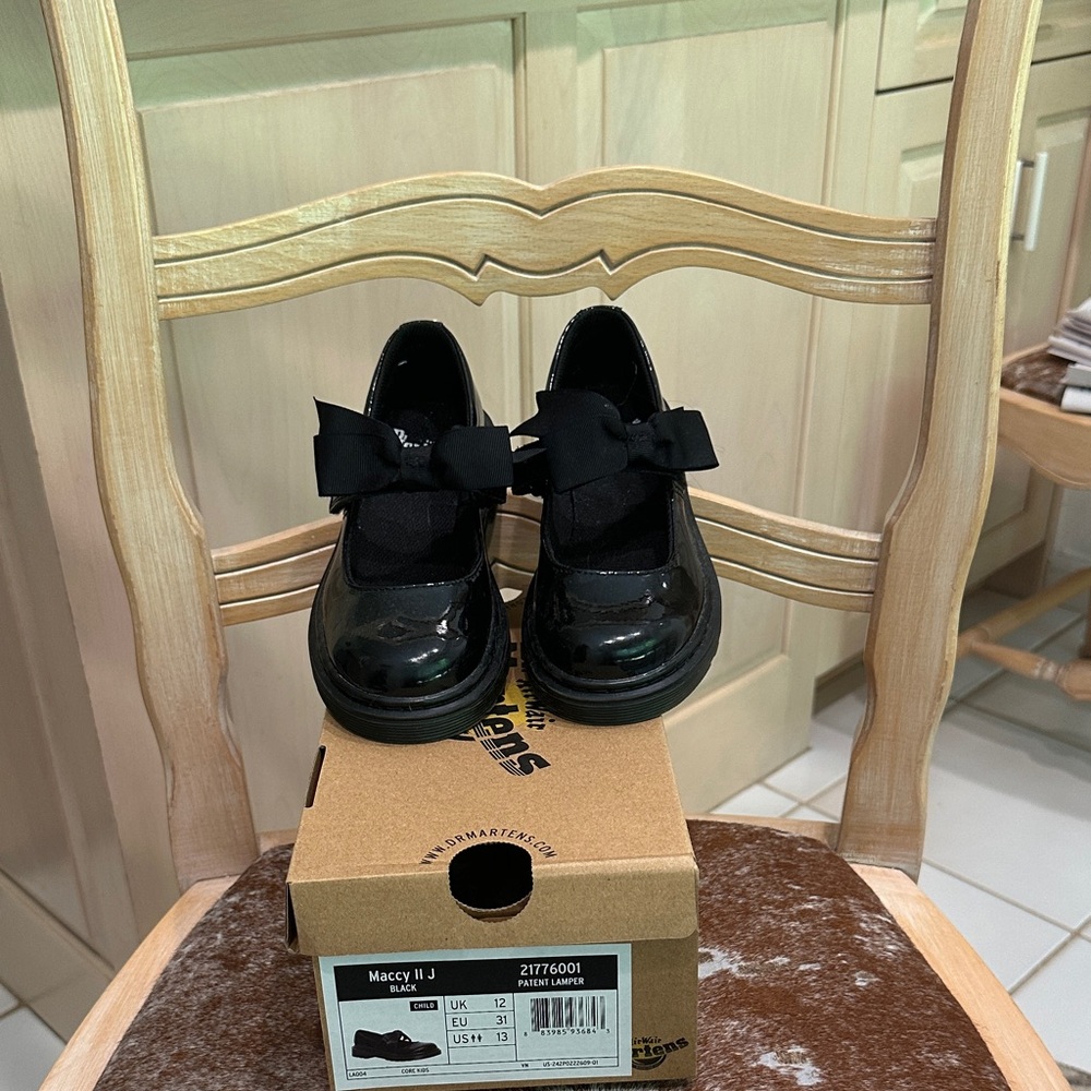 Dr. Martens Kids Black Dress Shoes
Ready for fall...BACK TO SCHOOL SEASON!!!